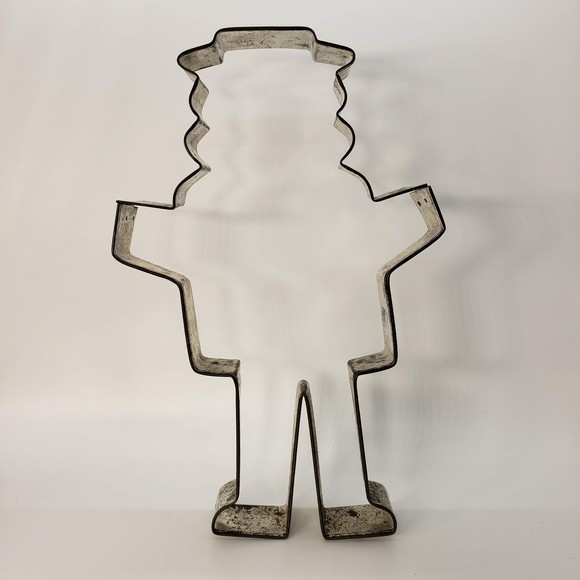 Vintage Extra Large 9” Tin Metal Cookie Cutter, Preacher Quaker Wearing a Hat - Picture 2 of 9